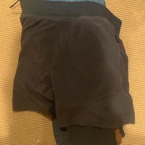Lululemon T.H.E Short Black Xl 7 in inseam